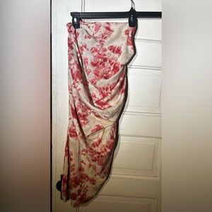 PrettyLittleThing Red and Cream Tie-Dye Top